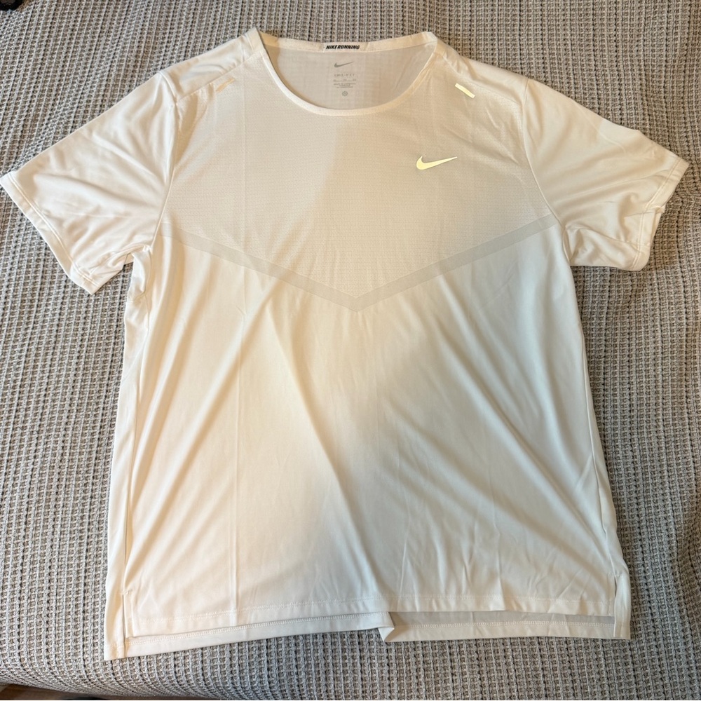 Nike Men’s Dri-FIT Short-Sleeve Running Top XL